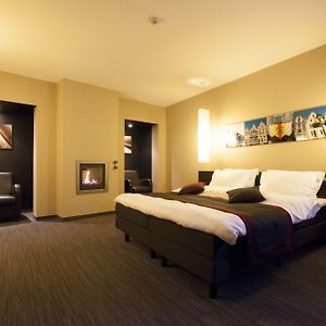 Deluxe Zimmer mit Kingsize-Bett